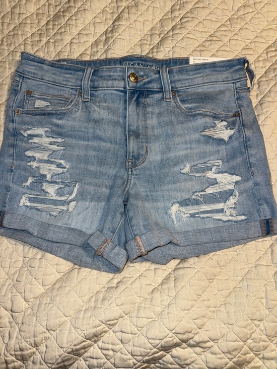 American Eagle Outfitters Pants - NWT American Eagle 12 Light Wash Distressed Denim Shorts